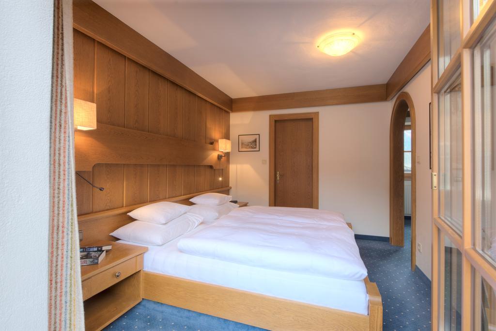 Hotel Garni Almjur Σανκτ Αντόν αμ Άλμπεργκ Εξωτερικό φωτογραφία