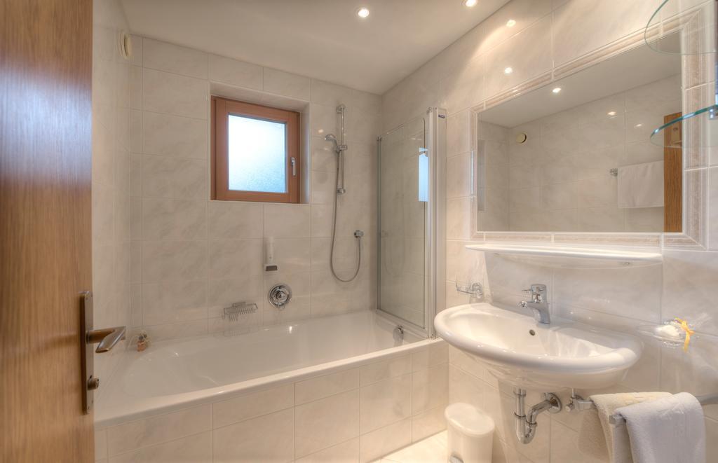 Hotel Garni Almjur Σανκτ Αντόν αμ Άλμπεργκ Εξωτερικό φωτογραφία